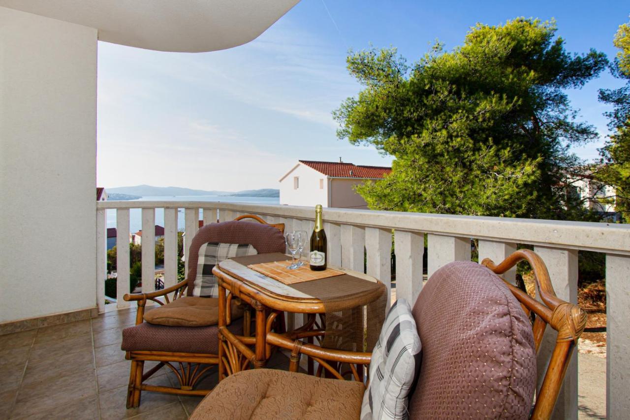 Villa Bianca Trogir Exterior foto